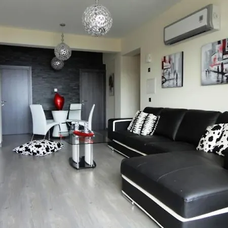 Avalon Beach Apartament Agios Tychonas